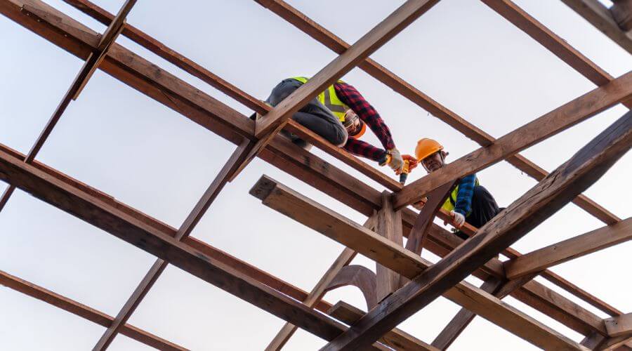 Professional gutter cleaning services in Christine, TX